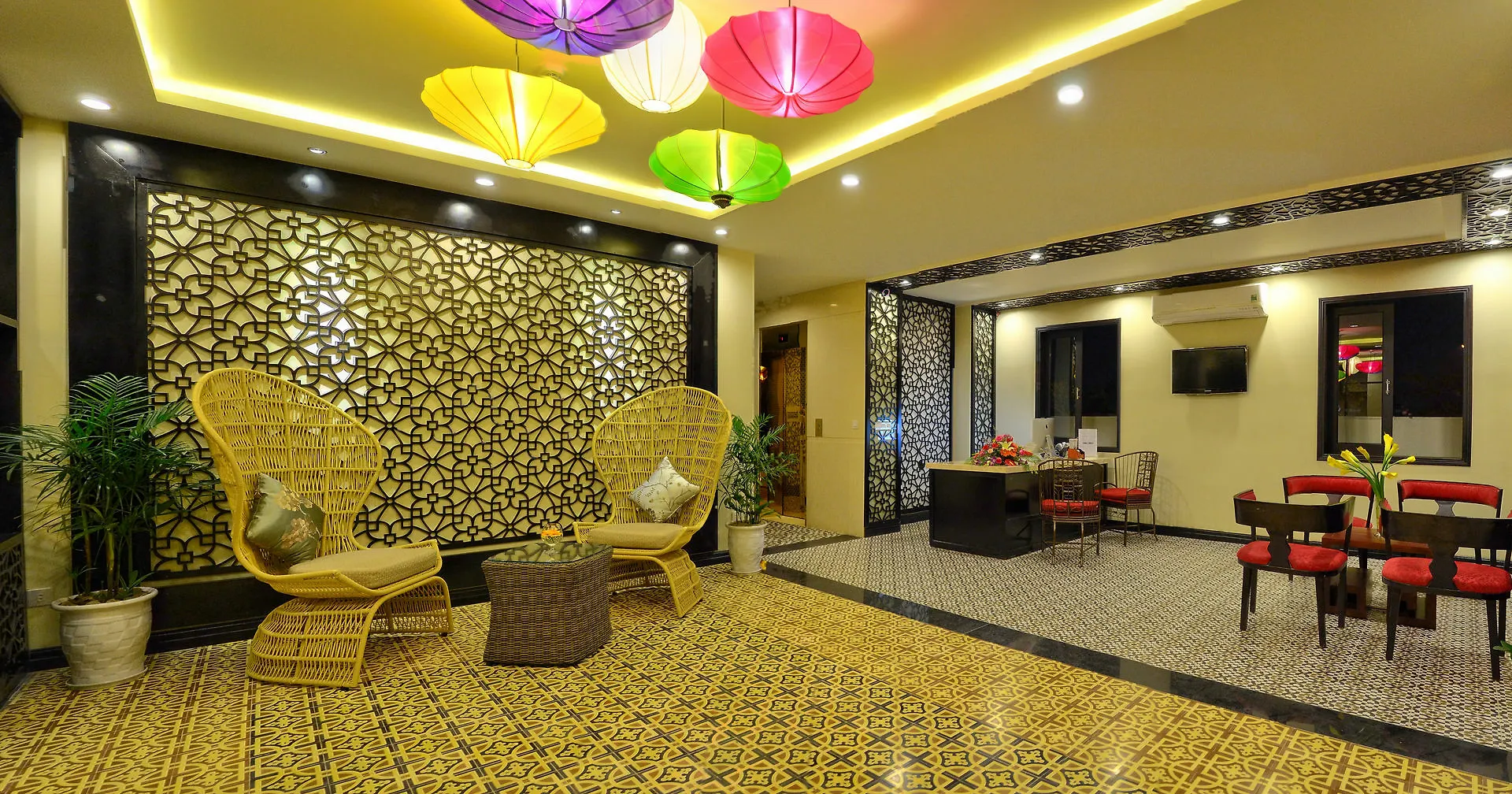 River Suites هوي ان فندق