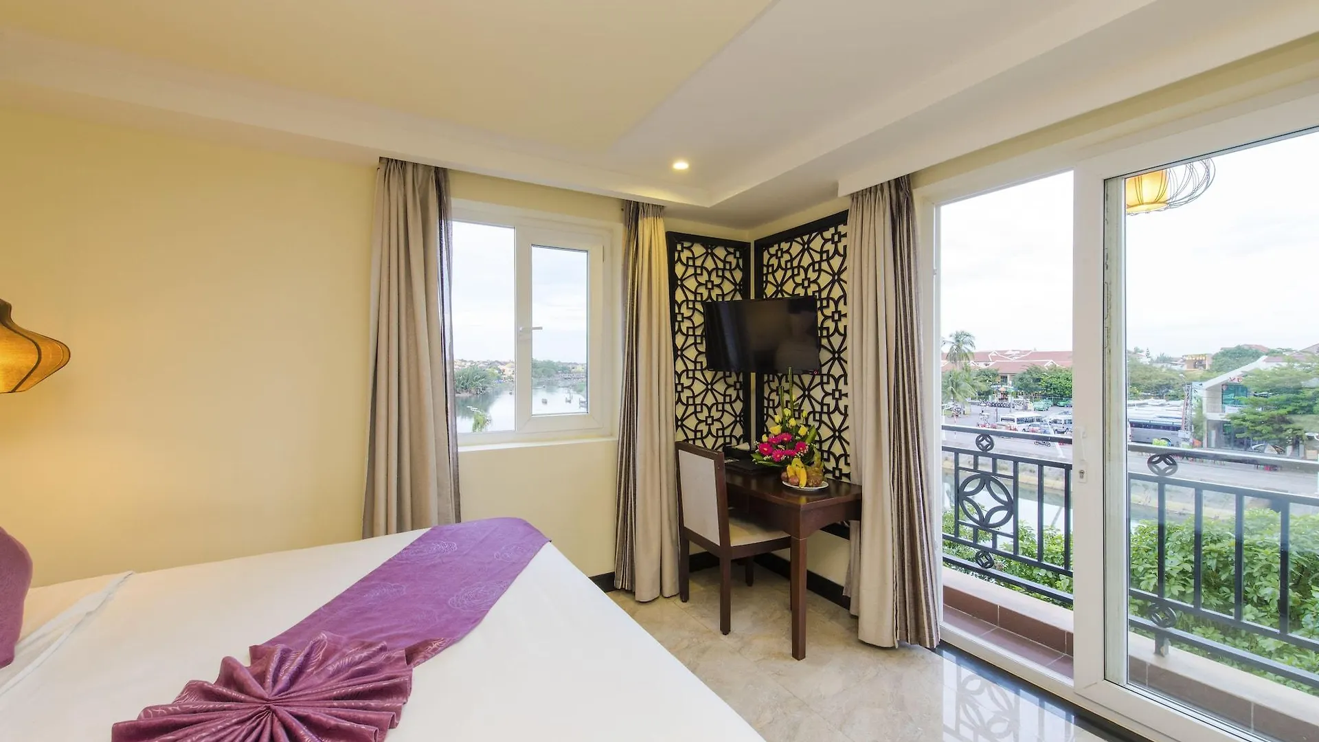 River Suites Hoi An 4*,
