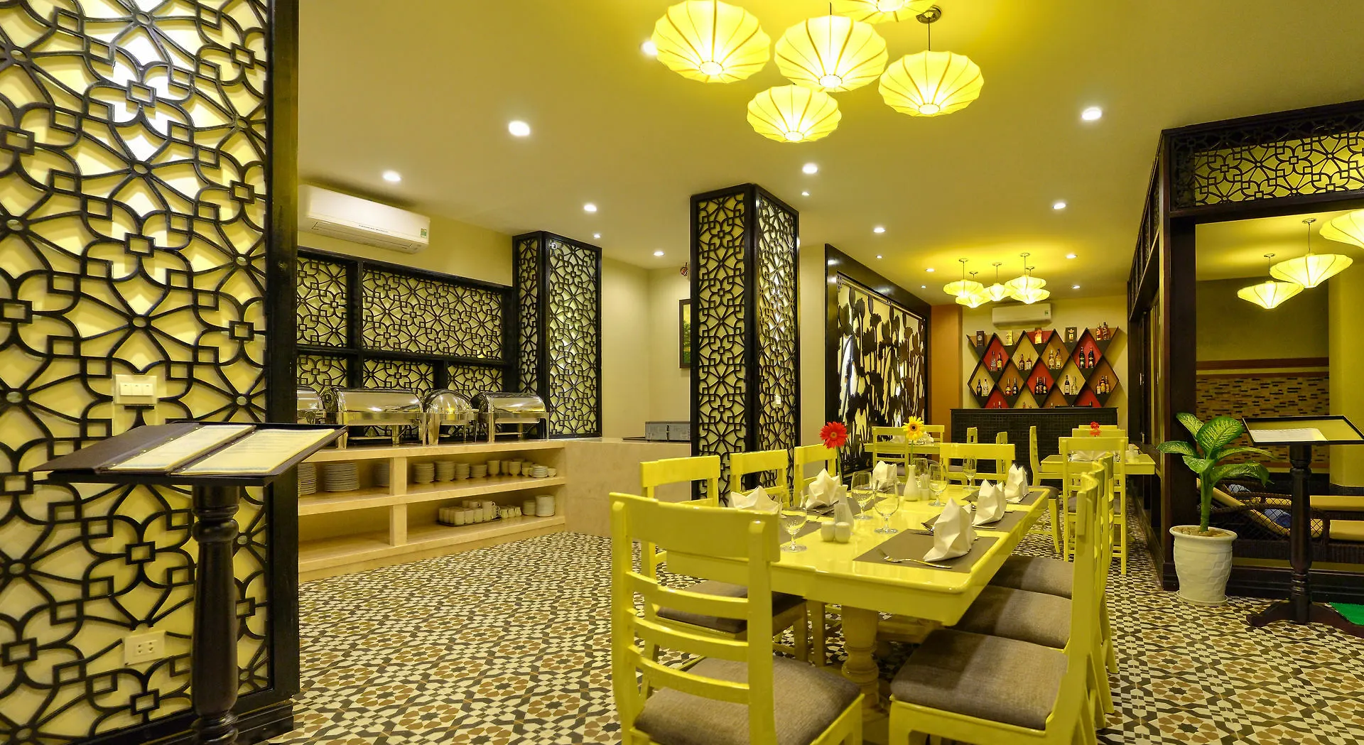 River Suites Hoi An 4*,