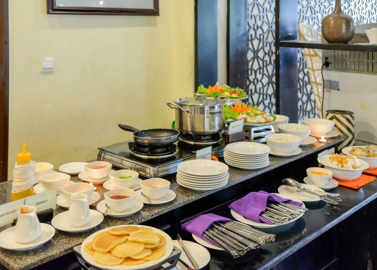 River Suites Hoi An 4*,